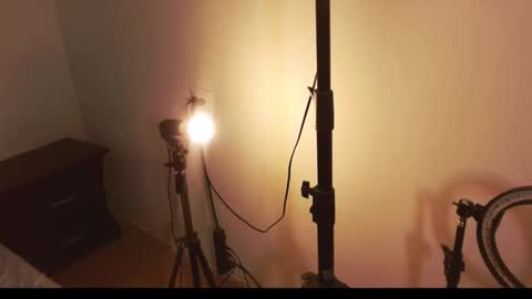 Snapshot of lucas_crux chatting on 05/15/26, 11:34 lucas online show from 05/15/26, 11:34