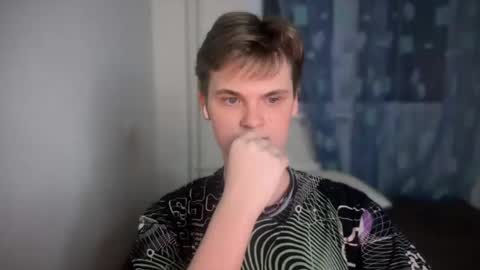 Snapshot of lucas_dany chatting on 12/15/24, 08:47 Lucas Gill online show from 12/15/24, 08:47