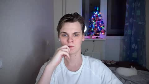 Snapshot of lucas_dany chatting on 12/17/24, 05:15 Lucas Gill online show from 12/17/24, 05:15