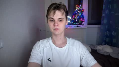 Snapshot of lucas_dany chatting on 12/19/24, 07:29 Lucas Gill online show from 12/19/24, 07:29