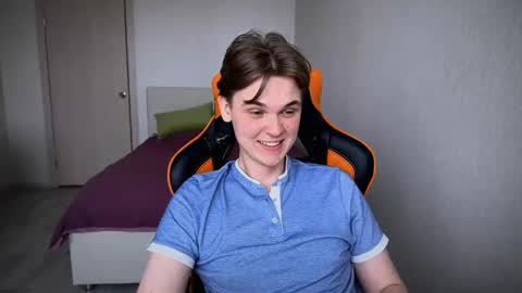 Snapshot of lucas_dany chatting on 03/05/25, 05:29 Lucas Gill online show from 03/05/25, 05:29