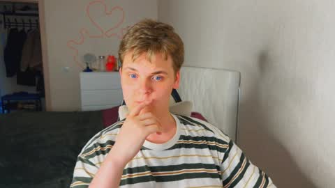 Lucas Gill online show from 04/03/26, 01:20