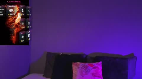 Snapshot of lucas_eevans07 chatting on 02/11/25, 05:18 online show from 02/11/25, 05:18