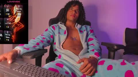 Snapshot of lucas_eevans07 chatting on 03/03/25, 02:59 online show from 03/03/25, 02:59