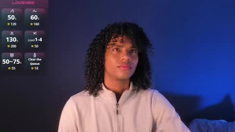 Snapshot of lucas_eevans07 chatting on 09/15/25, 11:32 online show from 09/15/25, 11:32