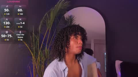 Snapshot of lucas_eevans07 chatting on 09/23/25, 02:31 online show from 09/23/25, 02:31