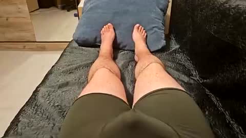 lucas_j_32 online show from 06/25/26, 01:49
