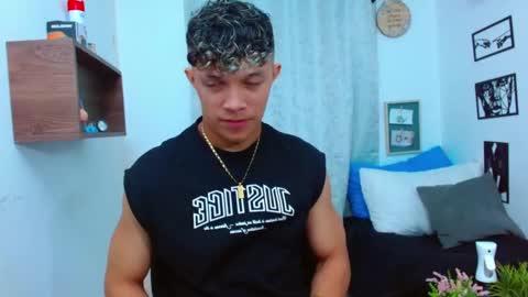 Lucas Luxx online show from 01/15/26, 12:21