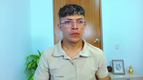 Lucas Luxx online show from 02/26/26, 05:01