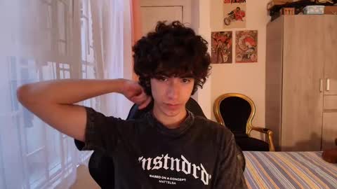 lucas_xo online show from 11/01/25, 10:12