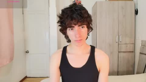 lucas_xo online show from 11/17/25, 11:10