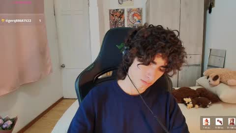 lucas_xo online show from 02/05/26, 12:48