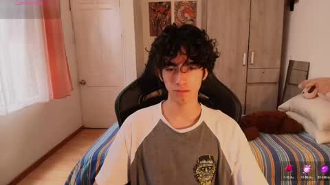 lucas_xo online show from 04/13/26, 06:46