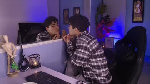 Snapshot of lucascarterr chatting on 09/09/25, 05:18 lucascarterr online show from 09/09/25, 05:18