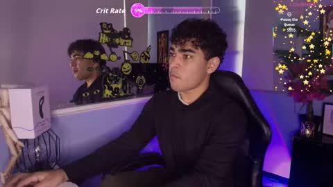 Snapshot of lucascarterr chatting on 10/15/25, 09:04 lucascarterr online show from 10/15/25, 09:04