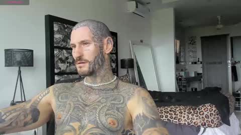 Snapshot of lucasexclusive chatting on 12/08/24, 05:39 lucasexclusive online show from 12/08/24, 05:39