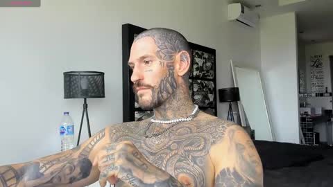 Snapshot of lucasexclusive chatting on 01/03/25, 06:55 lucasexclusive online show from 01/03/25, 06:55