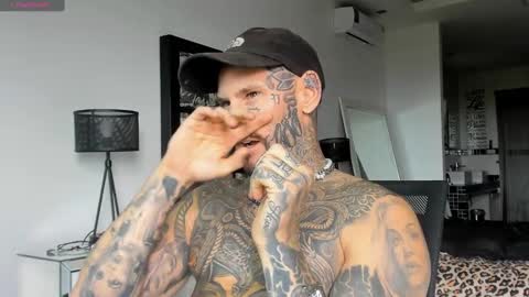 Snapshot of lucasexclusive chatting on 01/13/25, 07:11 lucasexclusive online show from 01/13/25, 07:11