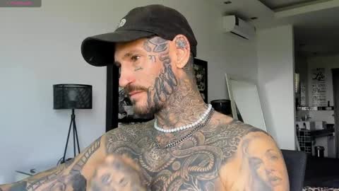 Snapshot of lucasexclusive chatting on 01/14/25, 03:22 lucasexclusive online show from 01/14/25, 03:22