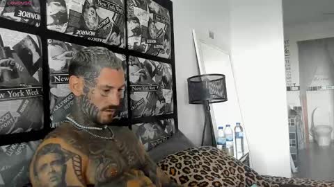 Snapshot of lucasexclusive chatting on 02/21/25, 09:13 lucasexclusive online show from 02/21/25, 09:13