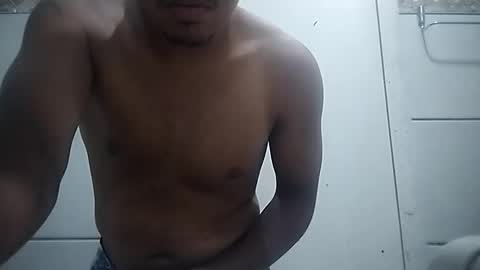 Snapshot of lucasjdss390 chatting on 03/04/26, 04:29 lucasjdss390 online show from 03/04/26, 04:29