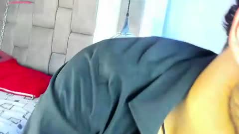 lucasthomson_ online show from 07/19/26, 04:05