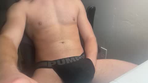 Snapshot of lucasvale602 chatting on 03/29/26, 02:11 LucasVale online show from 03/29/26, 02:11