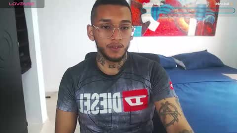 Snapshot of lucavanden chatting on 10/31/25, 03:24 Luca Vanden online show from 10/31/25, 03:24