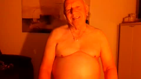 lucbottom031249 online show from 05/10/26, 03:33
