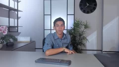 Snapshot of lucca_moreti chatting on 03/21/26, 08:19 Lucca Moreti online show from 03/21/26, 08:19