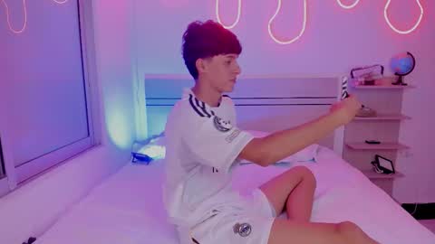 Luccas Ferreira online show from 11/29/25, 08:01