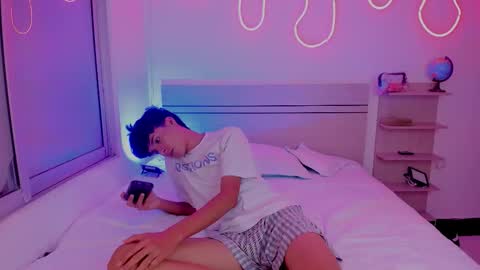 Luccas Ferreira online show from 12/05/25, 08:27