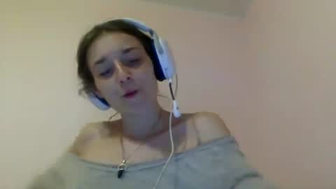 Luci Layne online show from 07/17/26, 05:36