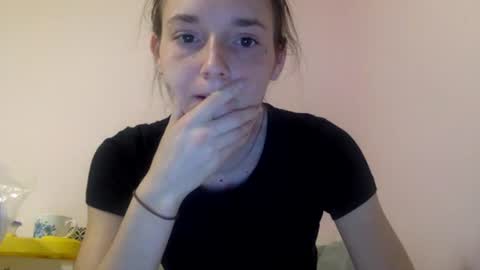 Luci Layne online show from 07/28/26, 11:17