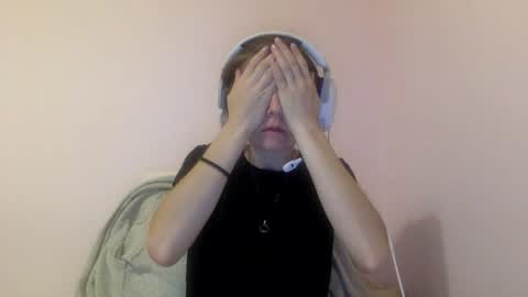 Luci Layne online show from 07/30/26, 04:11