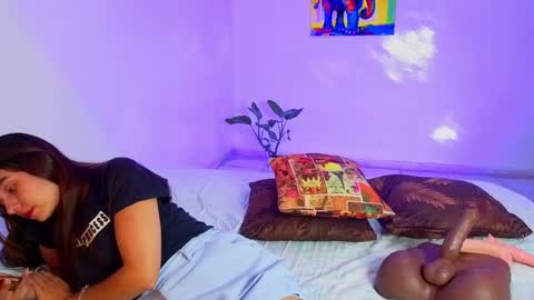 Luciana Ramirez  Sofia Collins online show from 04/01/26, 11:57