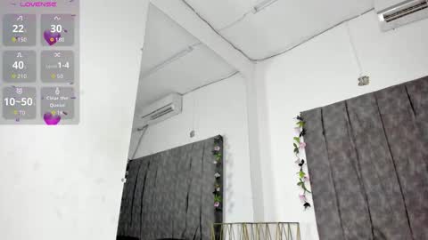 lucia78shy online show from 10/09/25, 11:25