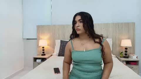 Lucia Cardona online show from 02/01/26, 03:49
