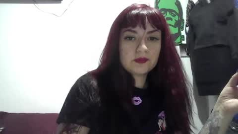 Snapshot of lucia_d_carton chatting on 05/30/26, 03:58 Lulu DCarton online show from 05/30/26, 03:58