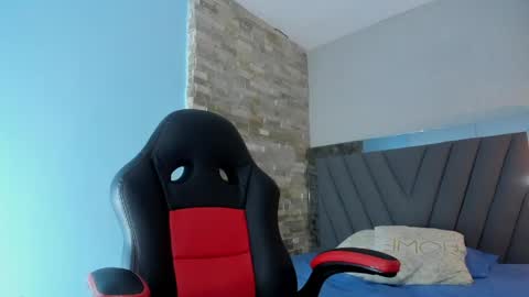 L u c i a  online show from 04/25/26, 07:11