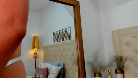 lucia_lorenz online show from 04/10/26, 11:26