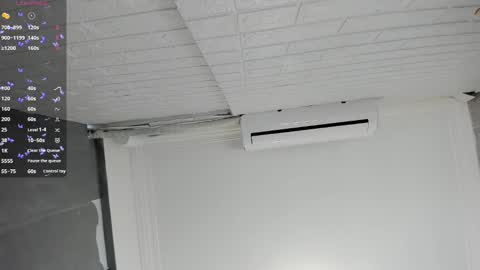 L U C I A online show from 03/22/26, 12:52