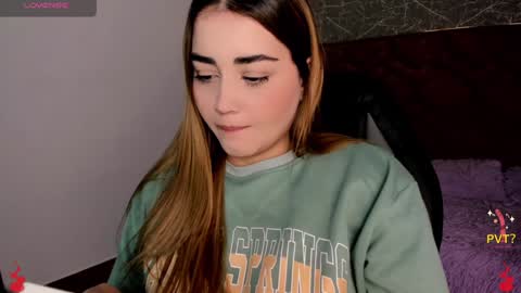 Snapshot of lucia_star_ chatting on 01/15/25, 07:23 lucia star online show from 01/15/25, 07:23