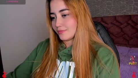 Snapshot of lucia_star_ chatting on 01/24/25, 05:10 lucia star online show from 01/24/25, 05:10