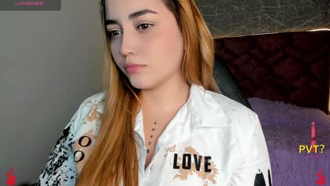 Snapshot of lucia_star_ chatting on 02/04/25, 07:33 lucia star online show from 02/04/25, 07:33