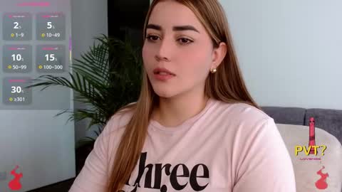 Snapshot of lucia_star_ chatting on 10/18/25, 04:08 lucia star online show from 10/18/25, 04:08