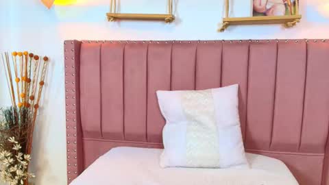 lucia_sweeet online show from 11/21/25, 06:17