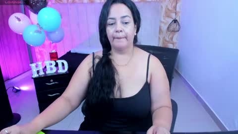 Snapshot of lucia_vonne chatting on 05/30/26, 07:44 Lucia Vonne online show from 05/30/26, 07:44