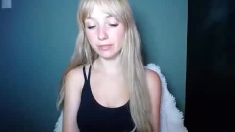 Lucy online show from 09/11/25, 02:39