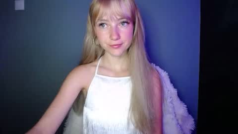 Lucy online show from 09/12/25, 06:24